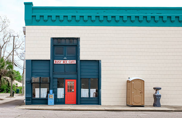 Porta potty delivery and setup in Water Mill, NY